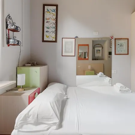 Guesthost - Mm2 Sant'agostino Lejlighed Milano