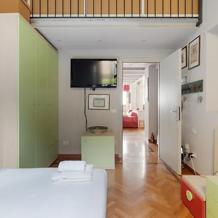 Guesthost - Mm2 Sant'agostino * Milano